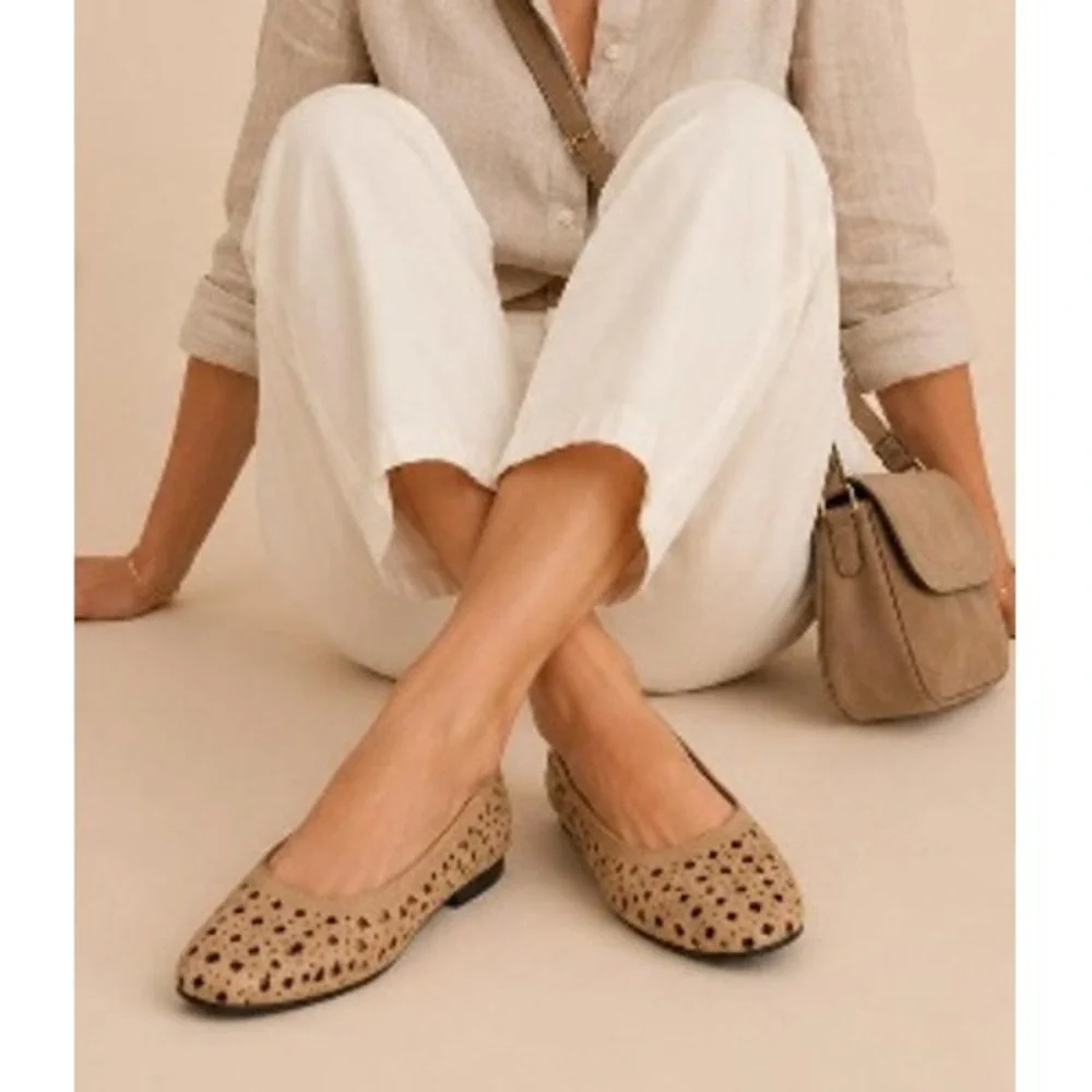 Arche Lilly Tan Perforated Nubuck Leather Ballet Flats Made in France Womens 41